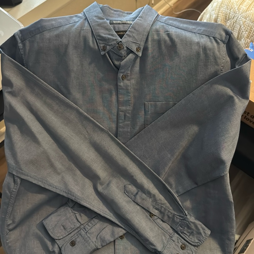 banana republic men’s long sleeve dress shirt